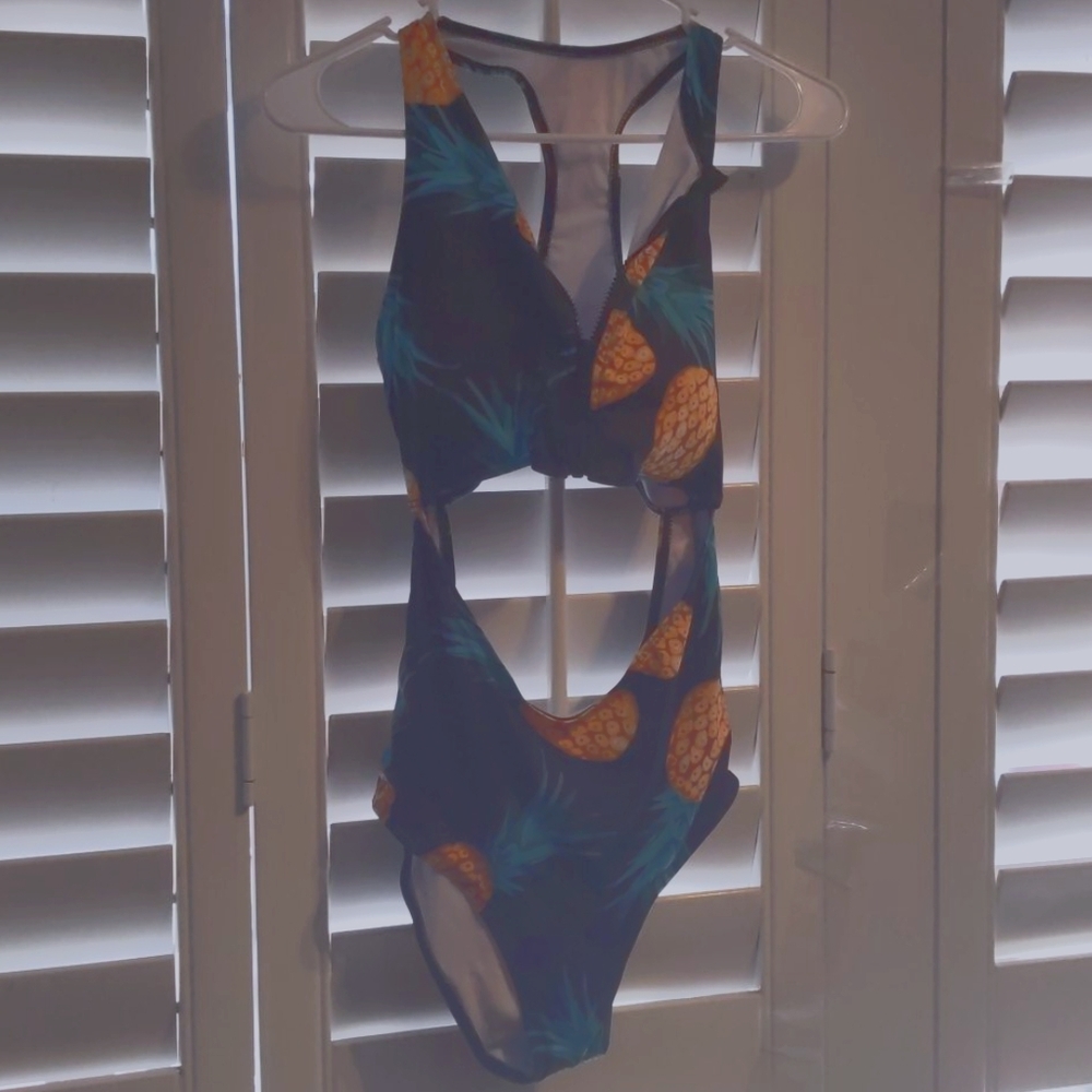 Medium New Multicolor Bikini One piece